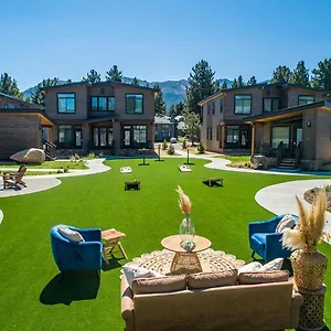 Lodge Outbound Mammoth