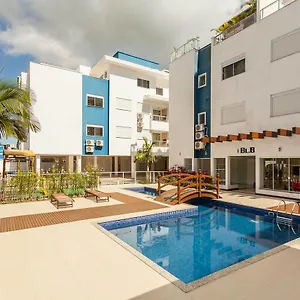 Apto Fino área Nobre Dos Ingleses. 500m Da Praia! , Florianópolis Brasil