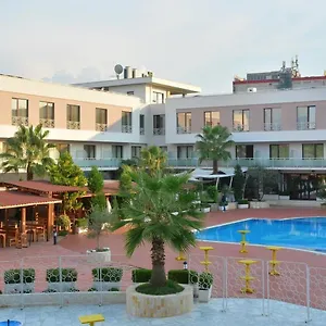 Resort Te Stela &